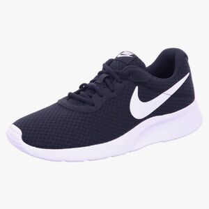 Nike Men’s Tanjun 812654-011 Black White Running Training Gym Shoes Size: 9.5